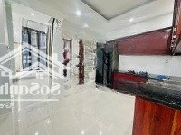 Bán Nhà 52M2(4.5X11.5) - 3 Lầu Có 4Pn/ 5 Vệ Sinhđất Vuông Vức , Nhà Hoàn Công Đầy Đủ