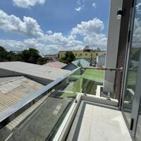 NHÀ MỚI 1 TRỆT 1 LẦU GẦN CHỢ PHƯỜNG 9 VĨNH LONG