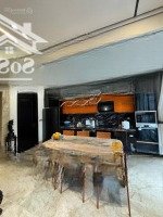 Bán Nhà Đẹp Ngọc Lâm - Full Nội Thất - Thang Máy - Gara Oto - 18,2 Tỷ - 0975585817