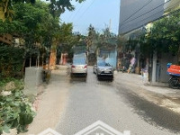 Lô Góc 294 M Mặt Tiền Hơn 10M Full Thổ Cư . Nằm Trong Trục Chính Kinh Doanh.