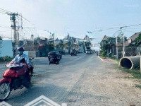 Bán Nhà Xưởng Cách Thị Trấn Bến Lức 30M Đúng 1 Cây Cầu