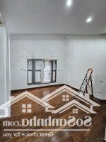 Cho Thuê Nhà Riêng 56/97 Văn Cao, Ba Đình.diện Tích55M2*4.5 Tầng Ô Tô Đỗ Cửa, Mỗi Tầng 2P. 18- 20 Triệu/Th