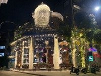 Chủ Nhà Gửi Bán Nhà Mặt Phố Lạc Long Quân: 270M2, 3 Tầng Lô Góc,Mặt Tiền16M. Giá Bán 200 Tỷ. Liên Hệ: 0888999766