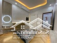 Bán Nhà Mặt Phố Kim Mã Thượng, 40M2, 6 Tầng, Thang Máy, Mặt Tiền 7M, Lô Góc, 17 Tỷ, Tầng 1 Gara Oto