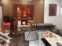 Nhà 3 Tầng. 2 Mặt Tiền Thoáng. Gần Cầu Rồng