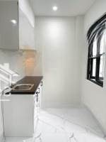 Cho Thuê Studio Ngõ 157 Chùa Láng - 3M Ra Oto - Phòng Thoáng Sáng - Đi Bộ Ra Các Trường Đại Học
