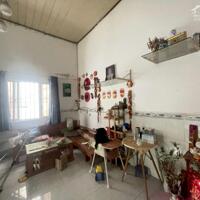 BÁN NHÀ NGUYỄN VĂN QUÁ QUẬN 12, 240M2, NGANG 10M, GIÁ CHỈ  NHỈNH 9 TỶ XÍU