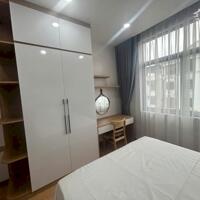 Cho thuê căn hộ dịch vụ 2 p.ngủ (80m2) Vinhomes Marina.