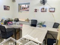 Mình Cần Cho Thuê Nhà Liền Kề 5 Tầng Làm Văn Phòng Tại Ngõ 217 Đê La Thành 1/6 Vào. Liên Hệ: 0382560835