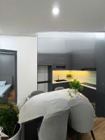 Chính Chủ Cần Bán Căn Hộ 2N Tòa Goldseason, 68M2, Ban Công Đông Nam, Full Đồ Đẹp, Sổ Đỏ, Giá Bán 6 Tỷ