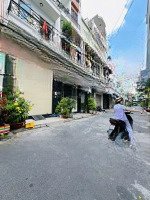 Nhà Phố Đẳng Cấp Hoàng Gia - Ngay Cc Bàu Cát 2. Dt: 4.1X15M [Nở Hậu]. 5 Tầng, 6 Phòng Ngủ Giá Bán 12.9 Tỷ Tl