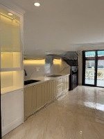 Bán Nhà Yên Lạc- Phân Lô- Thang Máy- Ô Tô Nằm Gọn Trong Nhà- 5 Tầng- Nhỉnh 14 Tỷ- Nhà Siêu Đẹp