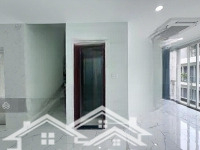Cho Thuê Nhà Trệt + Tầng 1 + Hầm 65 Triệu/Tháng, Thang Máy, Máy Lạnh, Nhà Đẹp, Đường To, Nội Thất Đẹp