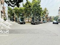 Bắt Đáy - Bán Nhà Hoàng Quốc Việt - Phân Lô - 10M Mặt Tiền - 17 Tỷ - Vỉa Hè - Ô Tô Tránh