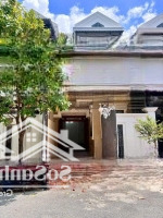 Căn Villa Khu Vip 12M Cáchmặt Tiềnhà Huy Giáp 100M.diện Tích6.5M X 15M Giá Tốt Khu Vip Cao Cấp Ngã Tư Ga