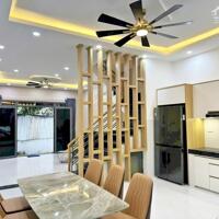 Nhà đẹp ở liền 2 lầu hẻm 300 Nguyễn Văn Linh, Bình Thuận, Quận 7