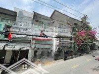 Bán Nhà Mặt Tiền Phan Văn Hân, P. 17- Sát Q.1. Dt(4,5X12,6M) Nở Hậu 8,9M. Cn:76,8M2. 3Lầu. 18,5Tỷtl
