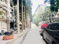 Bán Nhà Phân Lô Mặt Phố Đỗ Quang - Phố Vip - Vỉa Hè Ô Tô Tránh - Kinh Doanh - Hiếm Nhà Bán