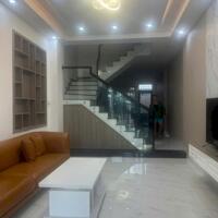 Bán nhà mới phố 3 tầng 4 phòng ngủ đường số 10 hà quang 2, Phước Hải, tp.Nha Trang, Khánh Hòa