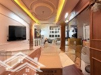 Ảnh Thật! Bán Nhà Phân Lô, Gara Ôtô Hoàng Quốc Việt, 67M2 4 Tầng, 2 Mặt Ngõ Rộng. Giá Bán 17.9 Tỷ