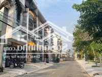 Chỉ 10.7 Tỷ Sở Hữu Ngay Mặt Tiền Bình Phú ( 4 * 17 ) 4 Lầu Đối Diện Công Viên