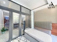 Cho Thuê Căn Hộ 1 Phòng Ngủ Full Nội Thất Cao Cấp Vị Trí Đắc Địa Gần Rmit,Tdtu. Bancong, Cửa Sổ Lớn