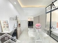 Cho Thuê Căn Hộ 1 Phòng Ngủ Full Nội Thất Cao Cấp Vị Trí Đắc Địa Gần Rmit,Tdtu. Bancong, Cửa Sổ Lớn