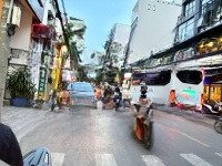 Chủ Bán Gấp Biệt Thự Để Định Cư- Ngay Sân Bay Tân Sân Nhất- 170M Giá Bán 29 Tỷ- Đang Có Dòng Tiền 70 Triệu/