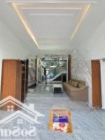 Nhà Sài Gòn: 5Tỷ800_Nhà Hoàn Công 1 Trệt 3 Lầu Full Nội Thất Kdc Gần Làng Đại Học Quốc Gia Tp.hcm