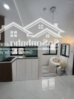 Chính Chủ - Bán Chung Cư Trần Quý Cáp, Văn Miếu, Ở Ngay, Ô Tô Đỗ 20M, Đủ Đồ