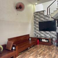 Nhà 1trệt 1 lầu hẻm đường lã xuân oai, P. Tăng Nhơn Phú A, Q9 DT 55m giá 4.9tỷ TL.