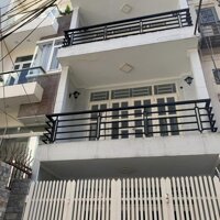 Bán nhà 52m2, 4 tầng, 4PN, 5WC, đường Hồ Văn Huê, P9. Ở ngay.