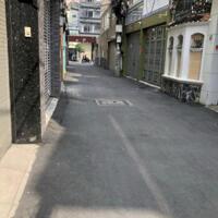 Bán nhà 52m2, 4 tầng, 4PN, 5WC, đường Hồ Văn Huê, P9. Ở ngay.