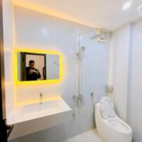 Duy nhất 1 căn nhà phố Trần Thái Tông Cầu Giấy 70m ra phố nhà mới đẹp ngõ thông 30m 5T 6 tỷ ở sướng