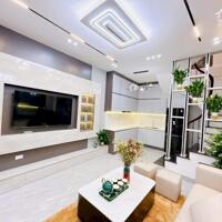 Duy nhất 1 căn nhà phố Trần Thái Tông Cầu Giấy 70m ra phố nhà mới đẹp ngõ thông 30m 5T 6 tỷ ở sướng