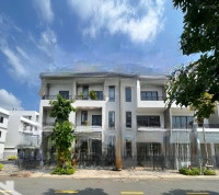 Bán Nhà Sổ Đỏmặt Tiềnđường Nguyễn Văn Tuôi - Tt Bến Lức, View Sông Vàm Cỏ, Đang Cho Thuê 12 Triệu/Tháng