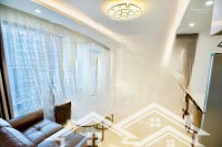 Chính Chủ Bán Gấp Cc Golden Land, 96M2,Rộng Rãi, 2 Phòng Ngủ 2 Vệ Sinhfull Nội Thất, Giá Bán 6,8 Tỷ Liên Hệ: 0394260628