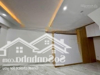 Hơn 5 Tỷ, Nhà 5 Tầng Phố Bát Khối - Long Biên, Ô Tô Đầu Ngõ Nhà, 70M Ra Mặt Phố