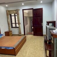 Gia chủ cần cho thuê nguyên căn 5 tầng siêu xinh tại phố Nguyên Hồng, Lê Chân, Hải Phòng ô tô để trong nhà