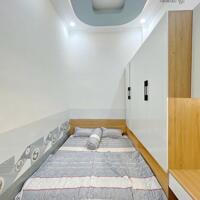 Nhà lầu xây mới 3 phòng ngủ Full nội thất - Hẻm 11 Nguyễn Văn Linh