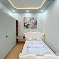 Nhà lầu xây mới 3 phòng ngủ Full nội thất - Hẻm 11 Nguyễn Văn Linh