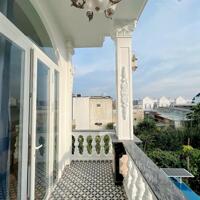 Nhà lầu xây mới 3 phòng ngủ Full nội thất - Hẻm 11 Nguyễn Văn Linh