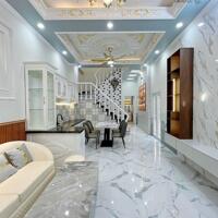 Nhà lầu xây mới 3 phòng ngủ Full nội thất - Hẻm 11 Nguyễn Văn Linh