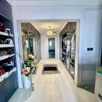 Bán biệt thự Hoàng Hoa Thám 135m2 mặt tiền rộng vỉa hè rộng lô góc 39.6 tỷ