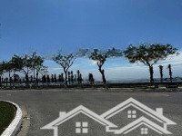 Bán Lô Mặt Tiền Hoàng Sa,View Biển Trực Diện, 136M2 Giá Cực Tốt