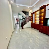 Nhà PL 91 Hồng Hà- Phúc Xá- Ba Đình 56m2*5T-thang máy kinh doanh- oto tải đỗ cửa ngày đêm 16 tỷ.