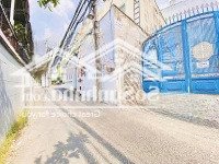 ..........Bán Nhà Mặt Tiền Ngay Ngã 4 Đường Chương Dươngdiện Tích10,5 X 15,8= 109M2Diện Tíchthực 161M2.......