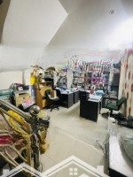 Khu Bàu Cát Hẻm Xe Tải Đường Ba Vân Phường 14 Tân Bình 3 Tầng 69M2 ( 4 X 17.2 ) Còn 9.8 Tỷ.