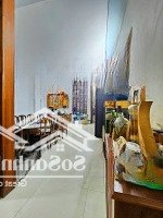 Nhà Mặt Đường Chợ Hàng Diện Tích 148M2 Ngang 4.5M Có Sân Vườn Cực Đẹp