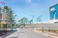 Nhà 2 Tầng Diện Tích Đất 70M2, Dân Cư Đông Tại Oasis Mỹ Phước, Sổ Hồng Riêng, Công Chứng Ngay
